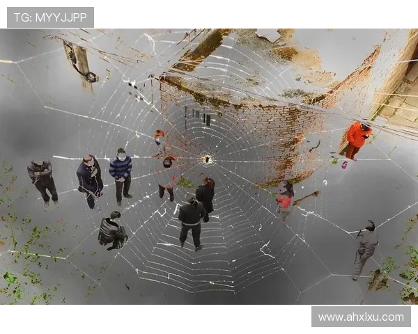 海市蜃楼与时间裂缝：穿梭现实与虚幻的奇遇